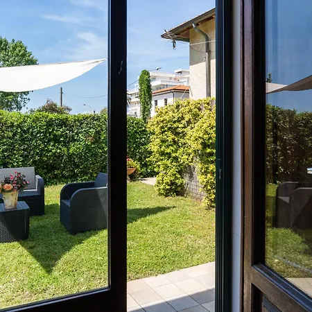 Prázdninový dům Fantastica Casa Sul Mare Con Giardino Privato *