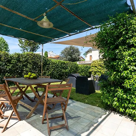 Prázdninový dům Fantastica Casa Sul Mare Con Giardino Privato *